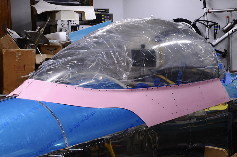 2009.03.14_-_RV-8_-_Canopy_Installation_Part_Duex_(23).jpg