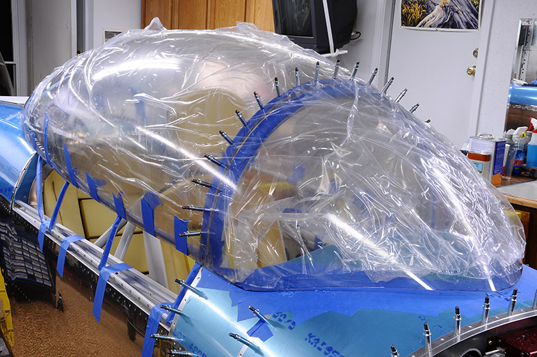 2009.03.14_-_RV-8_-_Canopy_Installation_Part_Duex_(9).jpg