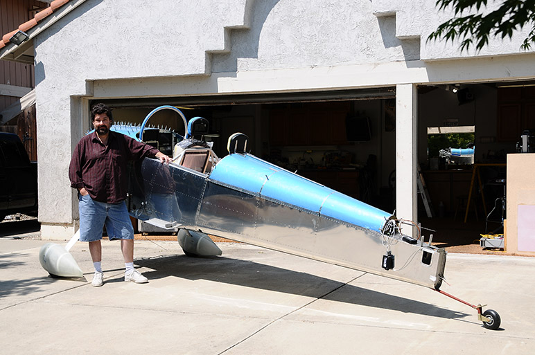 2009.06.08_-_RV-8_-_Unpacking_The_Wings,_Washing,_&_Rearranging_(9).jpg