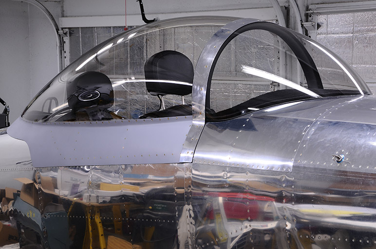 2010.01.20_-_RV-8_-_Sliding_Canopy_Installation_Complete_(4).jpg