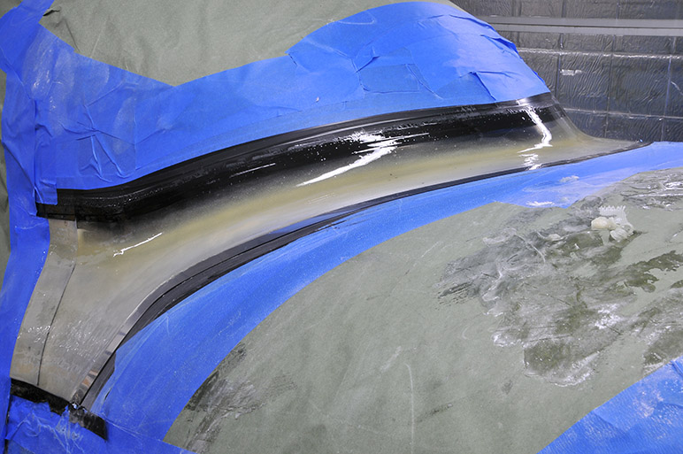 2010.02.08_-_RV-8_-_Windscreen_Fiberglass_Bezel_Fabrication_(19).jpg