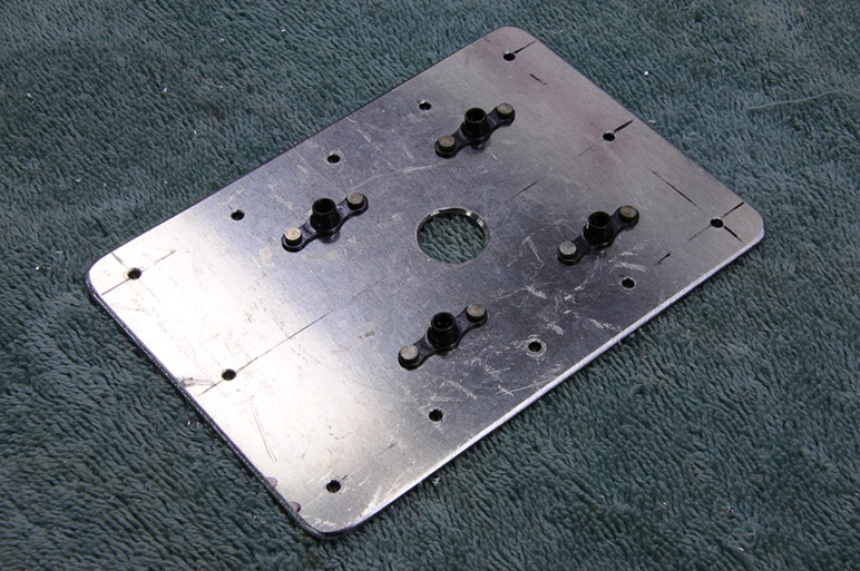 2012.08.05_-_RV-8_-_Rebuild_-_COM_And_FM_Antenna_Mounts_(12).jpg