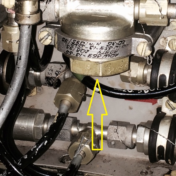 Air_leak_in_pressure_regulator_small.jpg