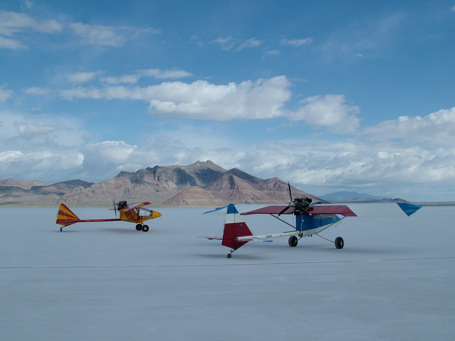 Bonneville_Salt_Flats_2007.jpg