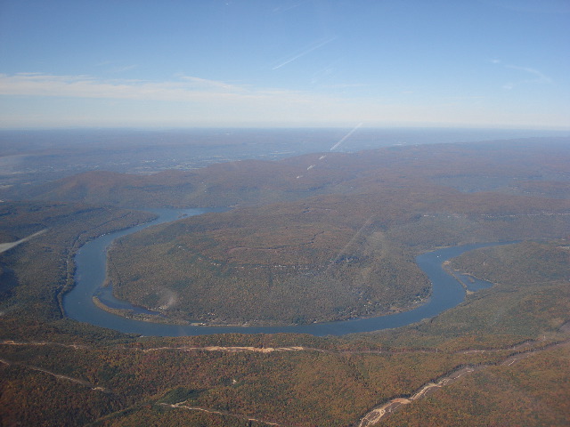 Horse_Shoe_Tenn_River.jpg