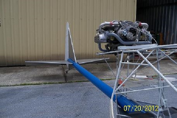 Kolb_engine_boom_tail.JPG