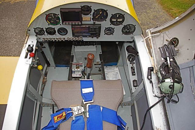 RV-4_Cockpit.jpg