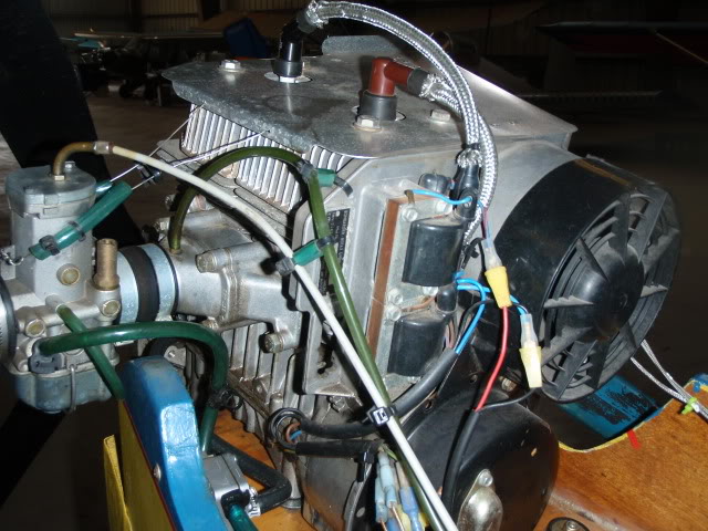 Rotax_447_Point_ignition.jpg