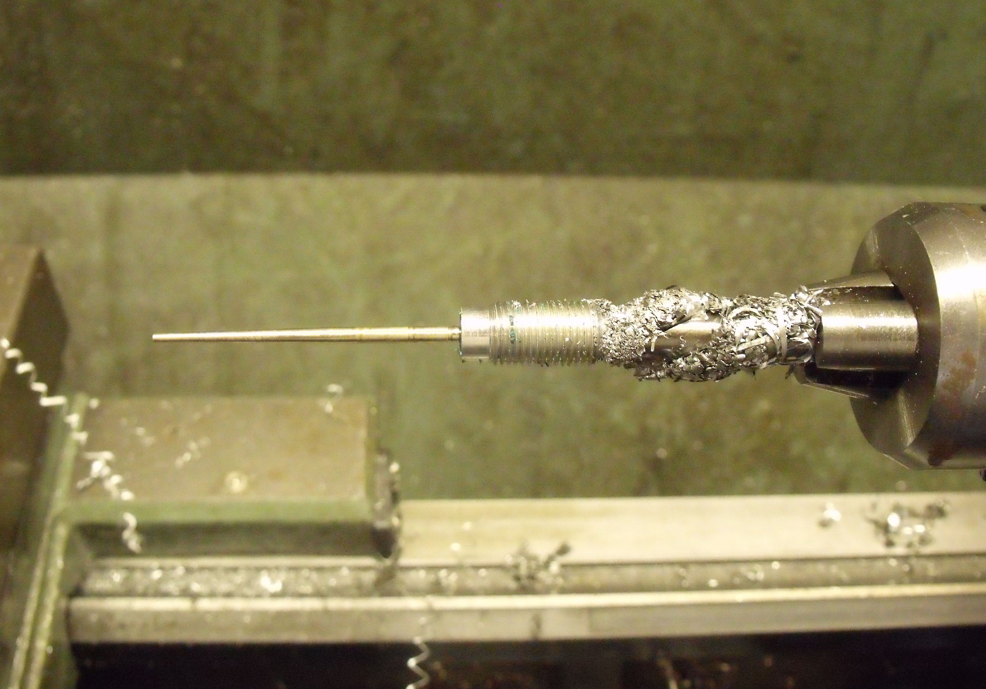 Success_of_the_left_handed_drill_bit.jpg