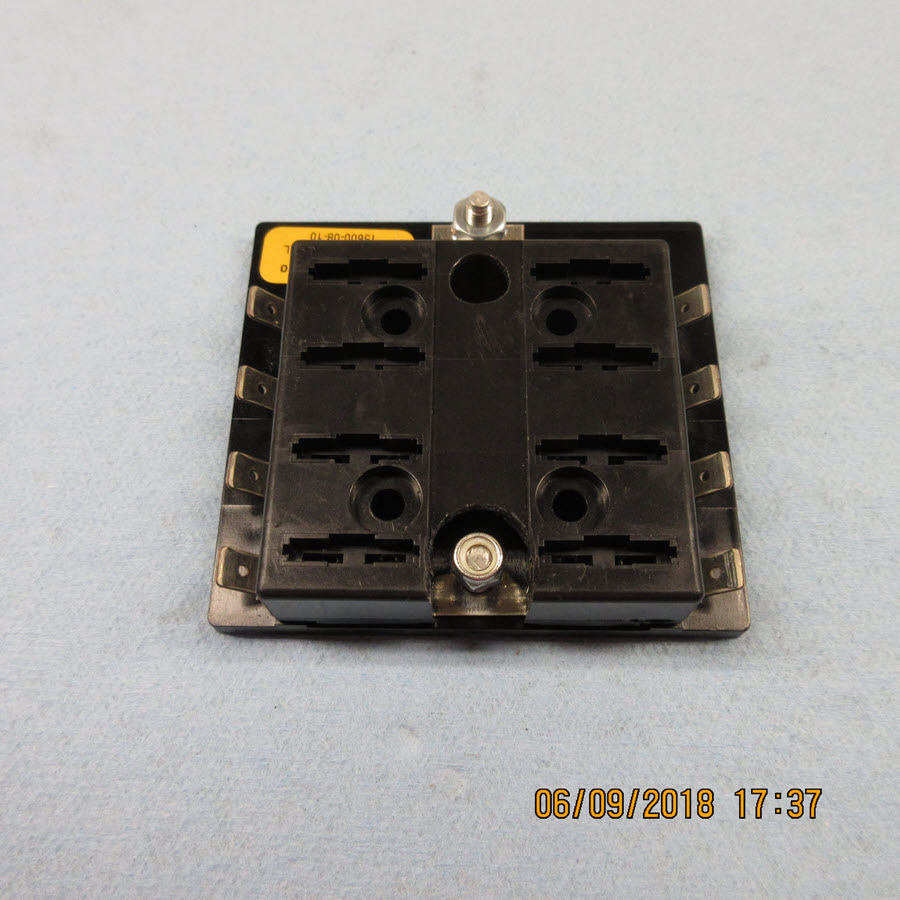 Bussmann 15600 fuse block add a 2nd stud photo 3 of 3.JPG