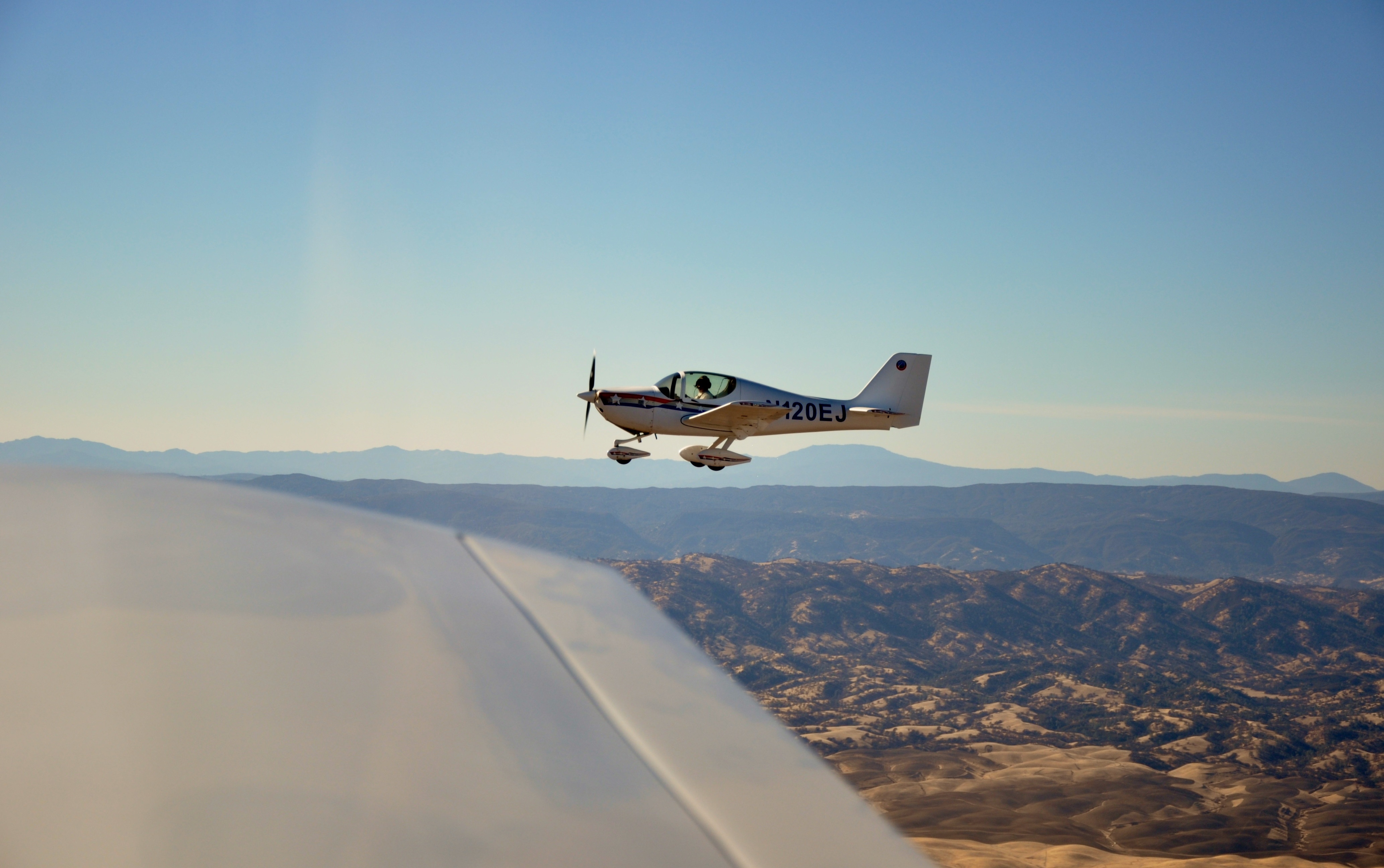 IN FLIGHT WING TIP.jpg