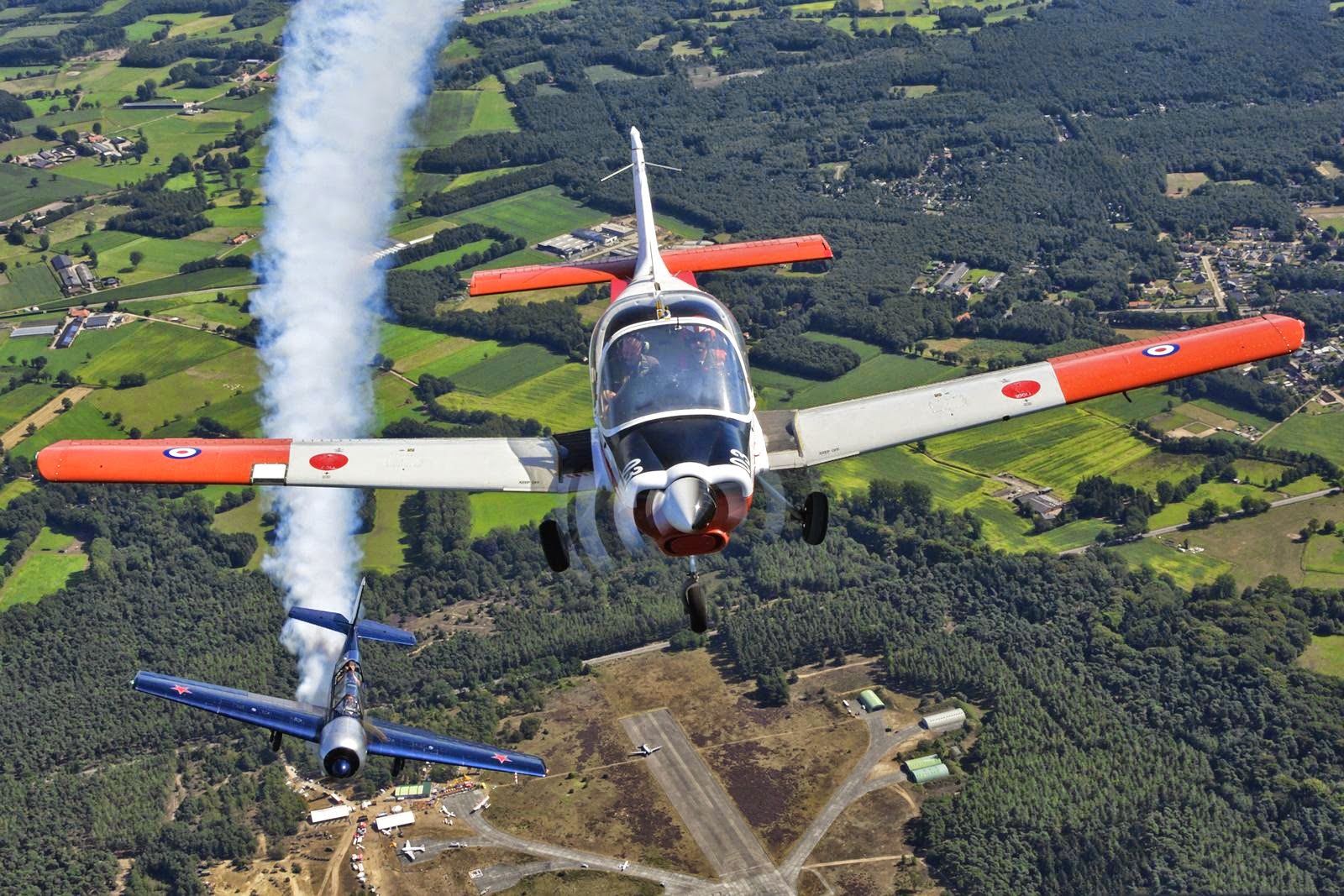 Scotish Aviation Bulldog G-CBJJ and Yak-52.jpg