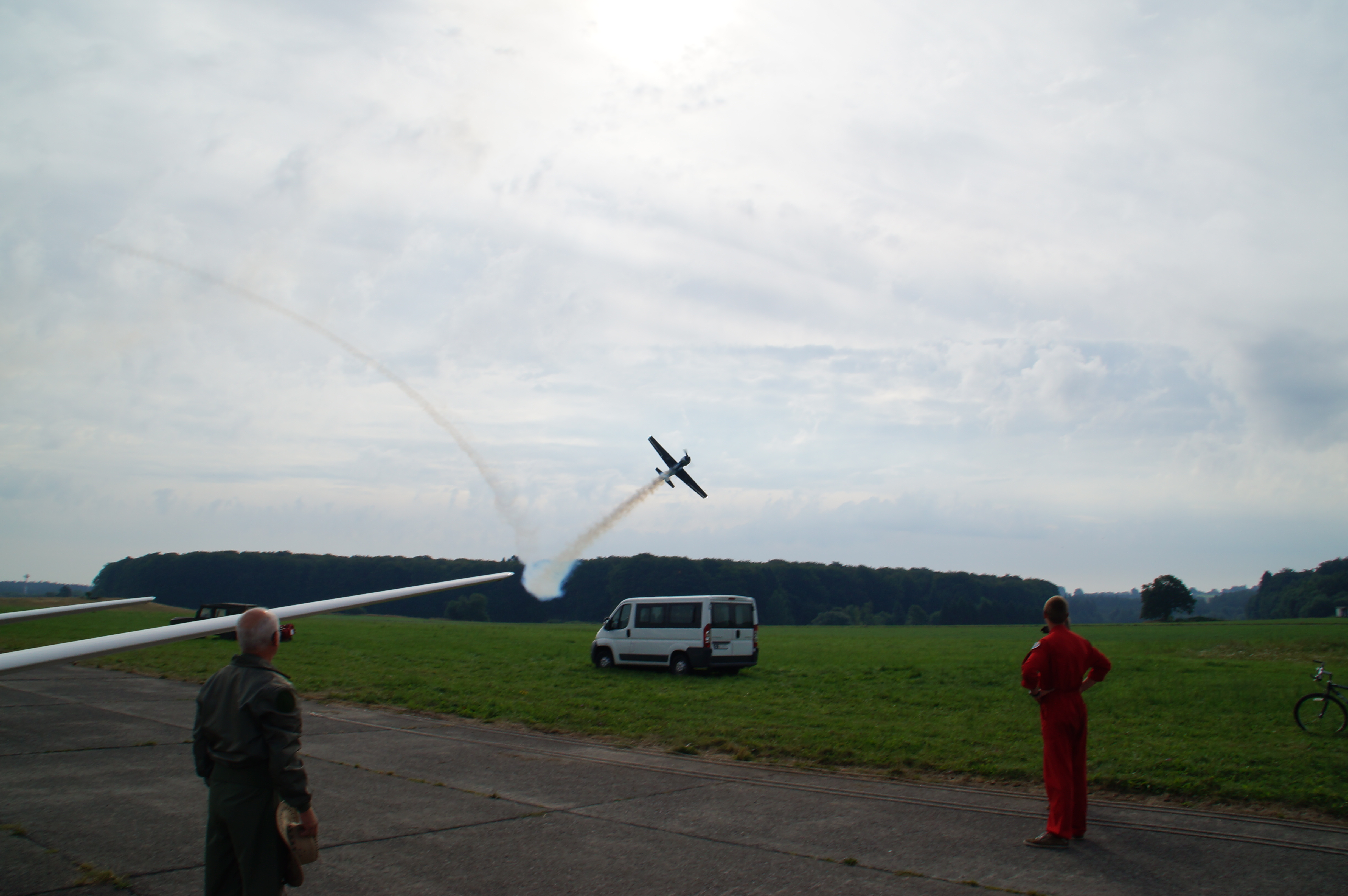 Verhellen Yak-52 Bertrix Summer 2013 (1).JPG