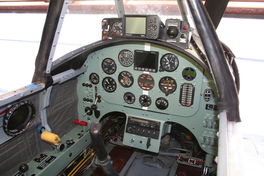 yak52panel.jpg