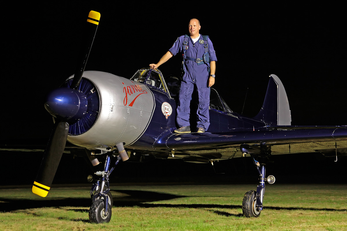 Yak-52 Etienne Verhellen - 11Sep2013 - Tom HOUQUET (6)..jpg