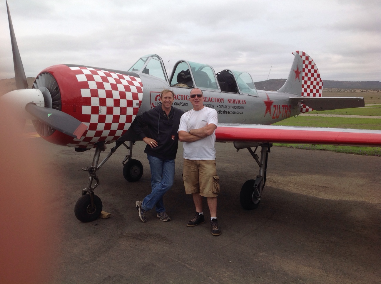 Yak-52 pilots Charles Urban and verhellen etienne.jpg